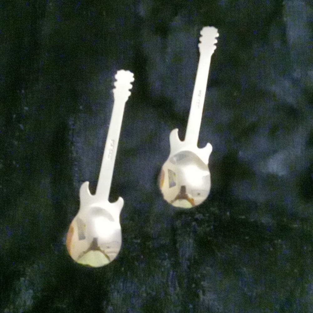 Guitar Shape Teaspoons (2) - Picture 2 of 2